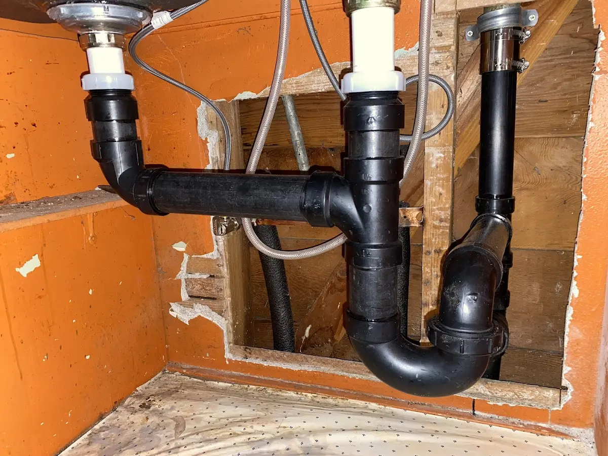 Professional Garbage Disposal Repair equipment and tools on the job in Palos Park